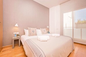 2 chambres, fer et planche à repasser, Wi-Fi gratuit, draps fournis