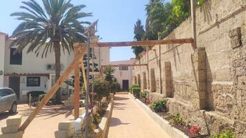 Enceinte de lâhĂ©bergement