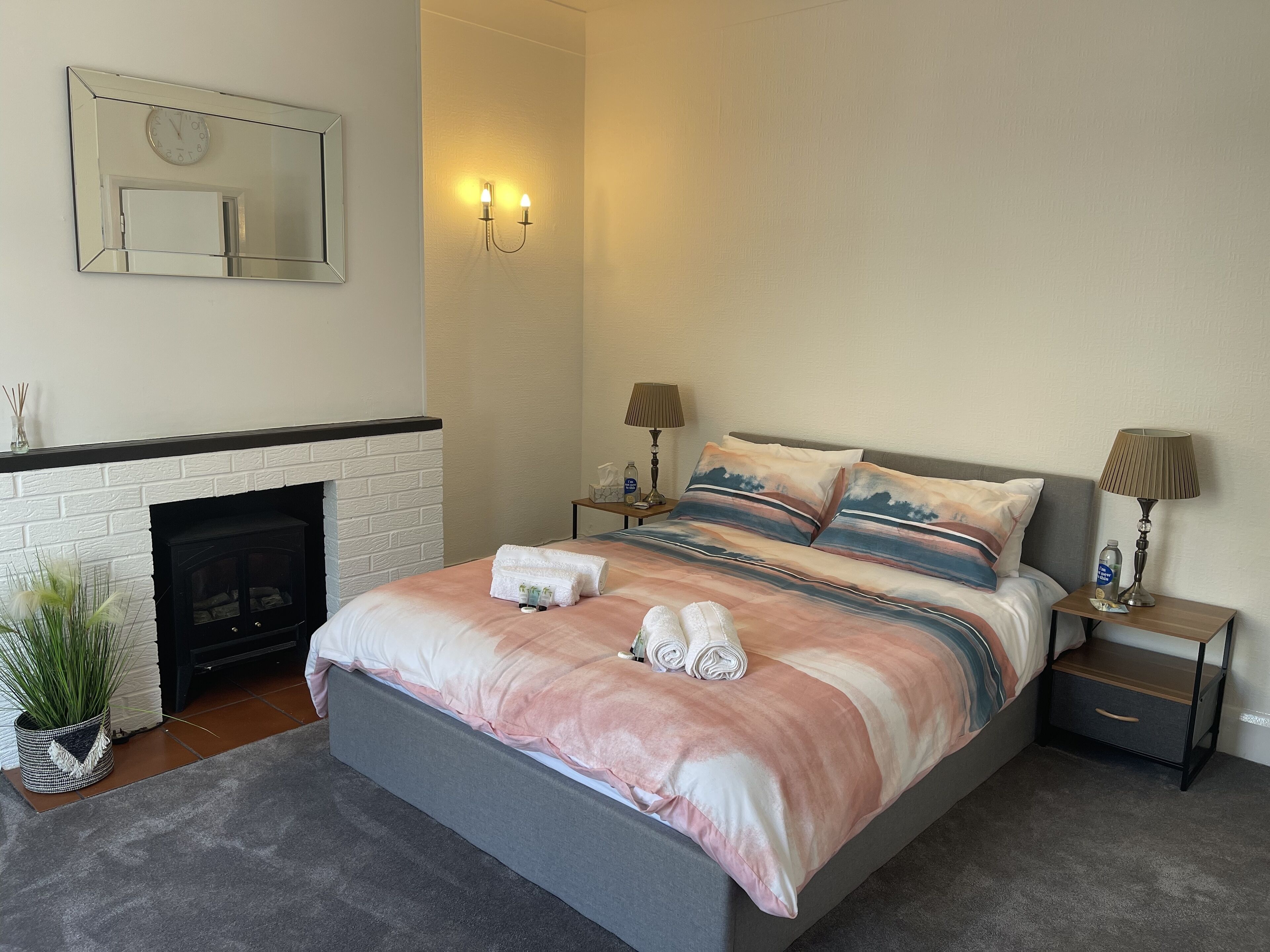 Apartment | 2 bedrooms, iron/ironing board, WiFi (free), bed sheets