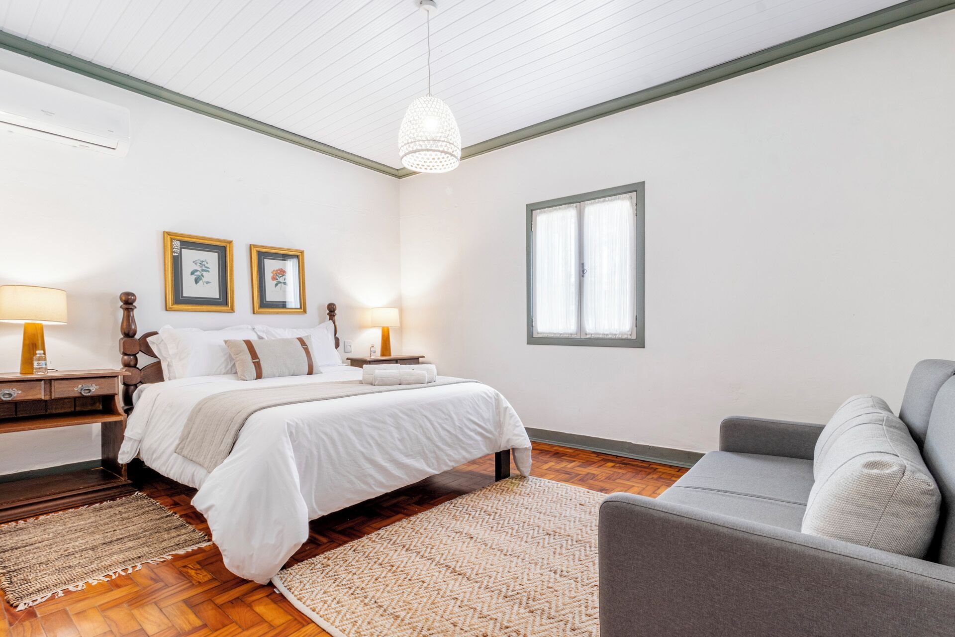 Deluxe Double Room | Minibar, in-room safe, laptop workspace, blackout drapes