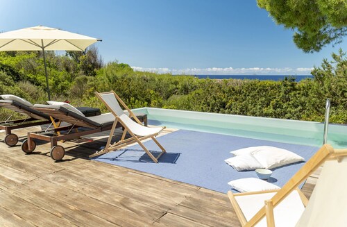 Villa in Porto Pino with 5 bedrooms sleeps 10