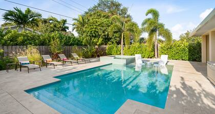Amazing private pool-spa home just blocks from the beach.