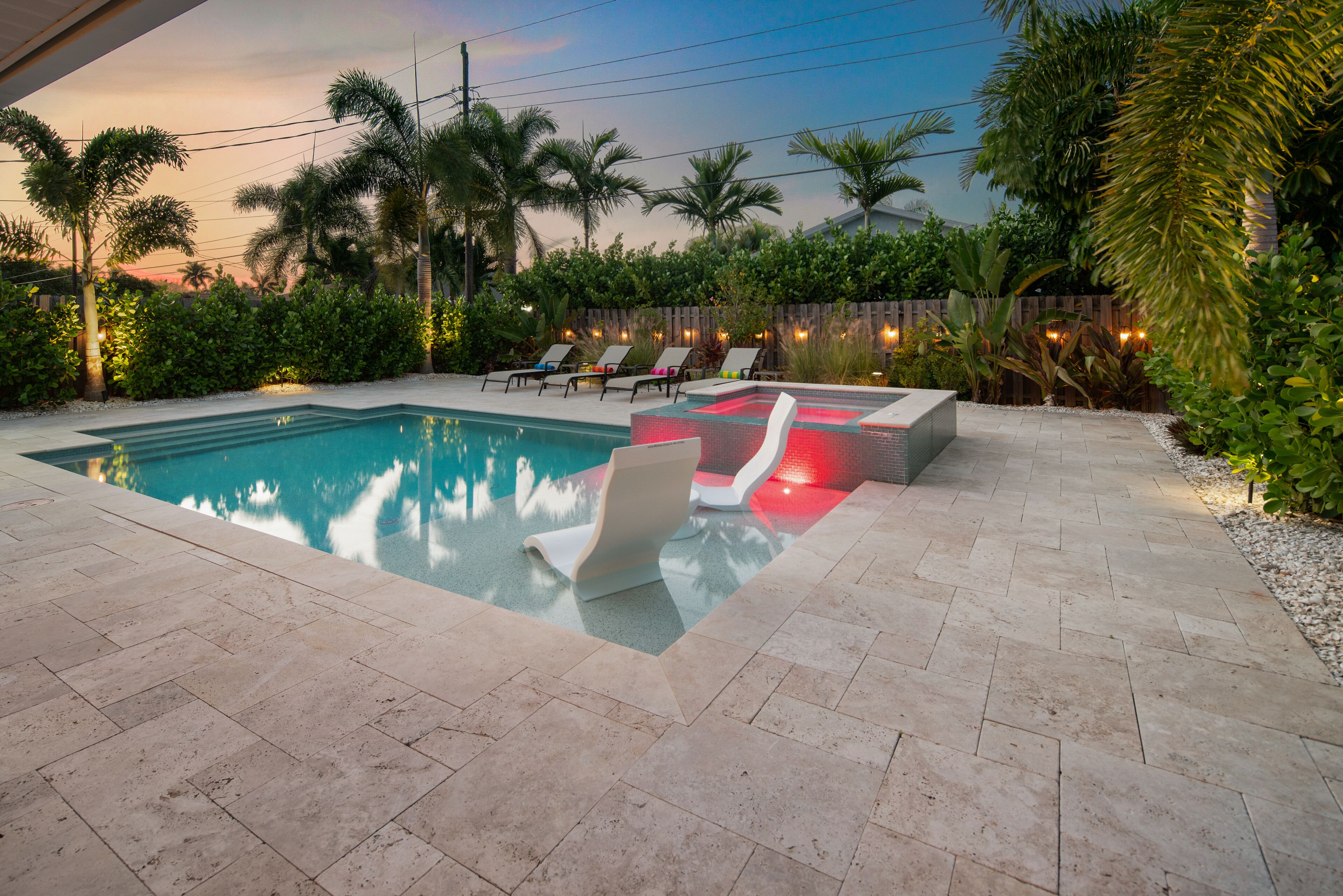 屋外プール、温水プール