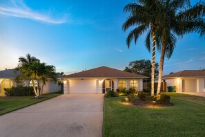 Exterior - Amazing private pool-spa home just blocks from the beach.  (Naples)