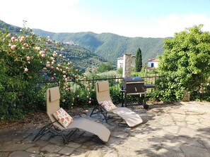 Property grounds - Charmantes Landhaus mit Pool und Großer Terrasse (Tavole/ Prela)