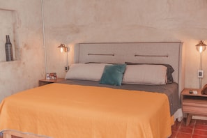Hypo-allergenic bedding, pillow-top beds, free WiFi