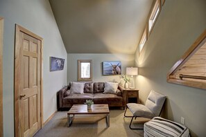 House (WV475) | Exterior - Wv475 (Kalispell)