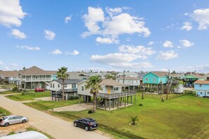 House (4 Bedrooms) | Property amenity