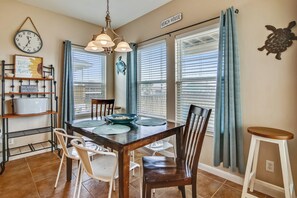 House (4 Bedrooms) | Property amenity