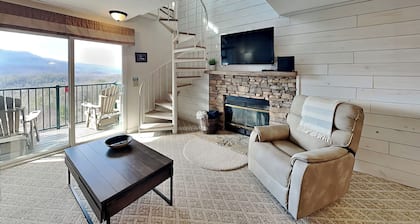 Deer Ridge Mountain Resort by JMR