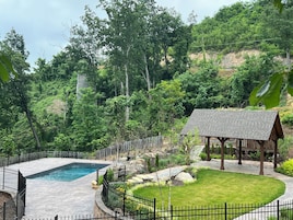 Indoor pool, pool loungers