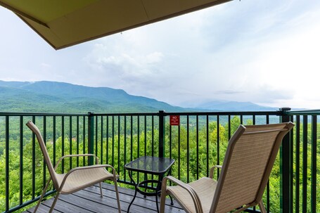 Deer Ridge Mountain Resort by JMR - Image 2