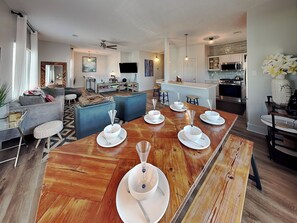 House (3 Bedrooms) | Property amenity