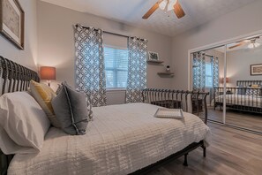 Casa (3 Bedrooms) | Servicio de la propiedad