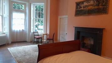 2 bedrooms, bed sheets