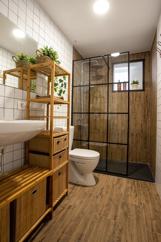 Apartamento Nuevo, Céntrico y con Parking