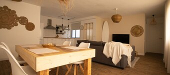 Apartamento Nuevo, Céntrico y con Parking