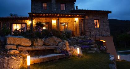 Wonderful Private Villa With Pool in Riparbella
