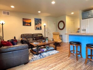 Casa (CD75A) | Exterior