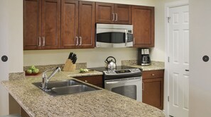 Private kitchen - Marriott's Beachplace Towers - Luxury 1BR, kitchen.  Beachfront (Fort Lauderdale)