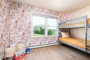 3 bedrooms, iron/ironing board, travel crib, free WiFi