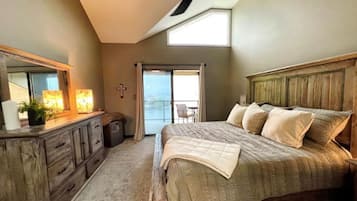 3 habitaciones, caja de seguridad en la habitación y escritorio