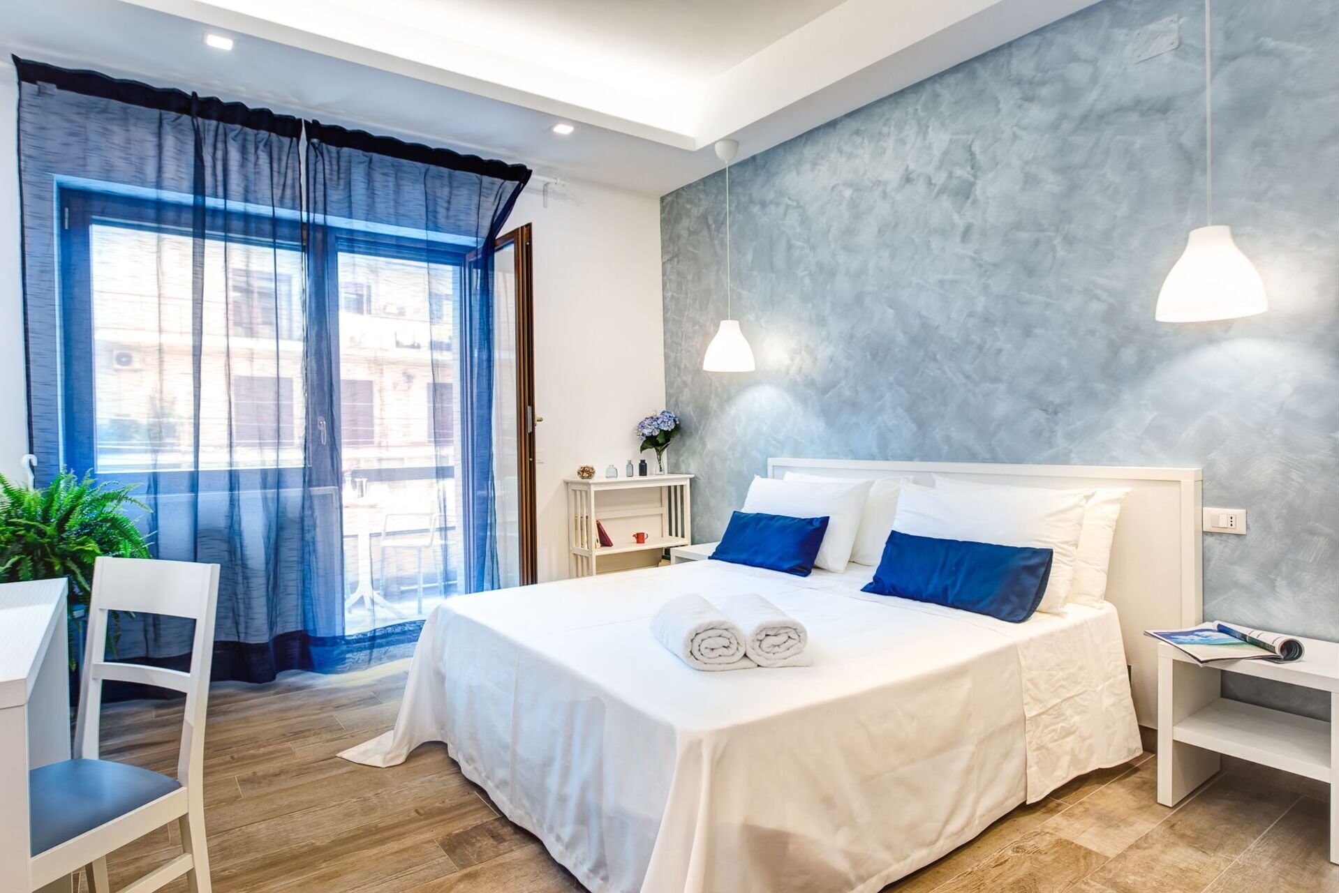 1 Schlafzimmer, Schreibtisch, WLAN, Bettwäsche