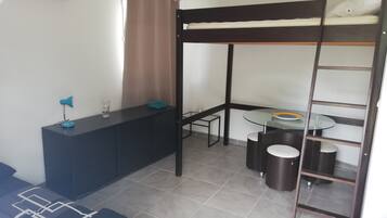 1 bedroom, free WiFi