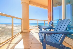 Property grounds - New Listing! Newly Renovated 3B Tower3 @ Portofino Gulf to Bay Views! (Pensacola Beach)