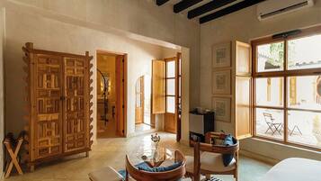 Camera Luxury | Area soggiorno | Altoparlanti intelligenti