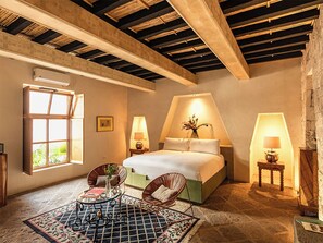 1 habitación, ropa de cama de alta calidad y minibar 