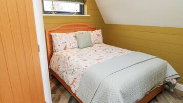 Cottage | 1 bedroom, individually decorated, individually furnished, free WiFi