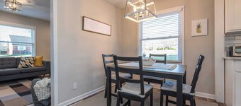 This house is a 4 bedroom(s), 3 bathrooms, located in Lexington, KY.