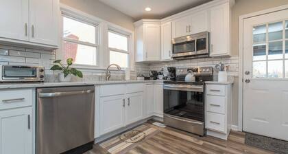 This house is a 4 bedroom(s), 3 bathrooms, located in Lexington, KY.