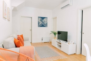 TV