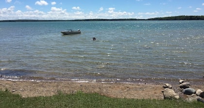 Bruce Peninsula Family Cottage (Berford Lake 4 bedrooms, 2bath)