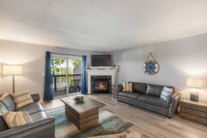 Apartment (Happy HideAway) | Exterior - Happy Hideaway (Laconia)