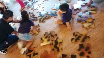 Children’s play area – outdoor