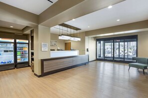 Lobby - Sleep Inn North - Central York (York)