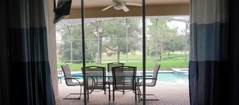 NEW! 5BR/5BA DREAM HOME 2 MILES TO DISNEY PRIVATE THEATER & POOL