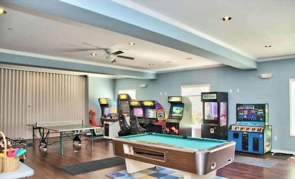 Spielezimmer