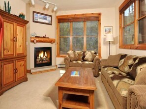 公寓式客房 (Charming Condo Nestled in the East Ke) | 外观