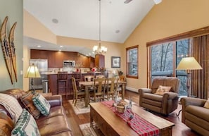 Condo (3 Bedroom Townhome in Downtown Brecke) | Exterior