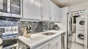 Condo (Downtown 2 Bedroom Mountain Vacation ) | Exterior - Downtown 2 Bedroom Mountain Vacation Rental in the Heart of Downtown Aspen One Block From Silver Queen Gondola (Aspen)