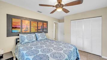 2 bedrooms, desk, iron/ironing board, free WiFi