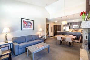 Condo (Luxury 1 Bedroom Ski in, Ski out Moun) | Fachada