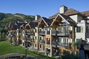 Condo (Luxury Ski in, Ski out 1 Bedroom Moun) | Living room - Luxury Ski in, Ski out 1 Bedroom Mountain Residence in the Heart of Lionshead Village With Heated Slope Side Pool and Hot Tub (Vail)