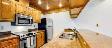 公寓客房 (Chic Ski In, Ski Out 2 Bedroom Pentho) | 外觀