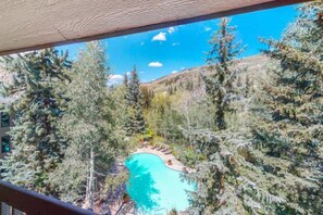 公寓式客房 (Chic Ski In, Ski Out 2 Bedroom Pentho) | 外观