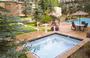 Condo (4 Bedroom Condo in Lionshead at Bouti) | Exterior